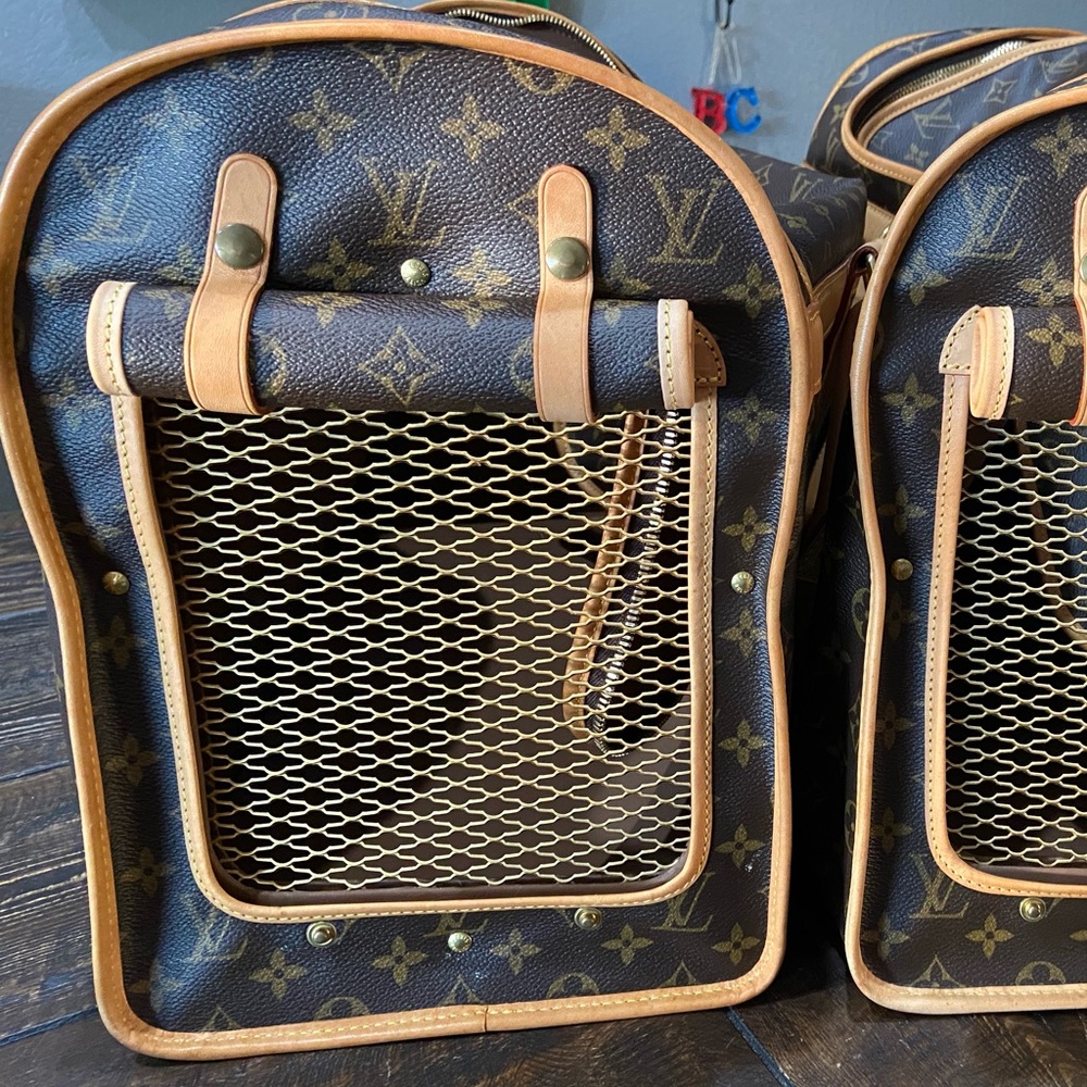 Authentic LOUIS VUITTON Sac Chien 50 cm Pet Carrier Bag Monogram Leather